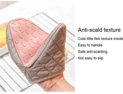 Fish Shaped Silicone Oven Glove