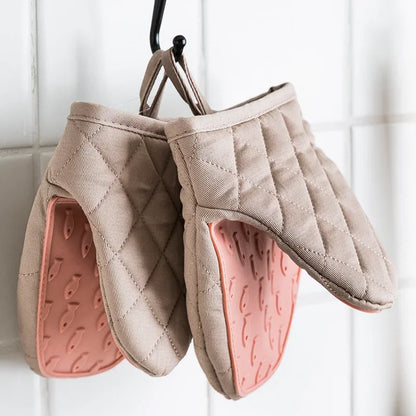 Fish Shaped Silicone Oven Glove